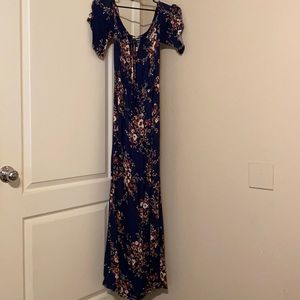Women’s maxi dress